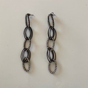A Pair of Long Dangling Earring in Black Metal and Silver Sequins